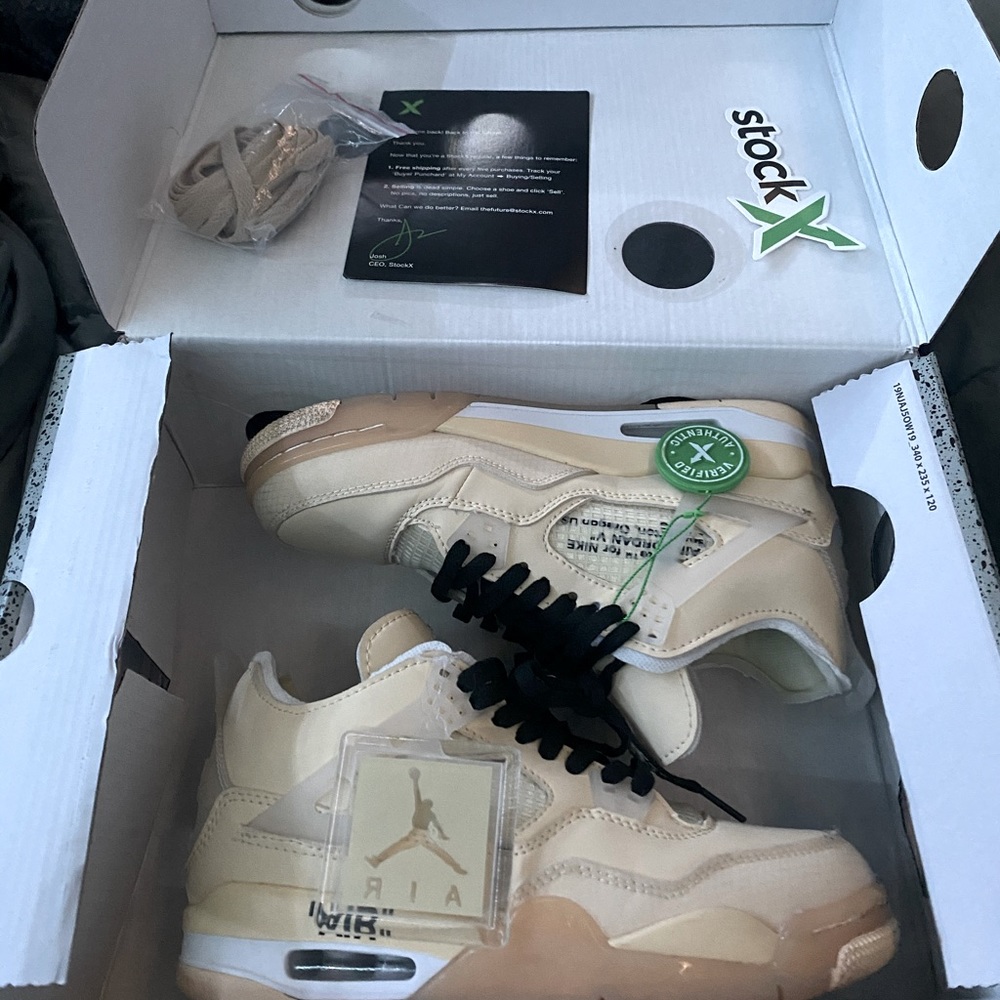 air jordan off-white sail
